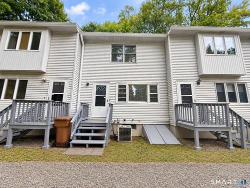 73 Roberts St, Shelton, CT, 06484-2342 | Card Image