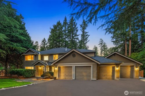 29304 204th Pl Se, Kent, WA, 98042-6889 | Card Image