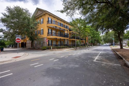 307-325 14th St, GAINESVILLE, FL, 32603-2301 | Card Image