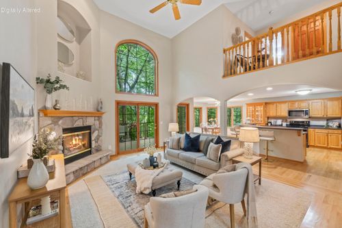 3515 Broken Bow Trl, Delafield, WI, 53018-2949 | Card Image