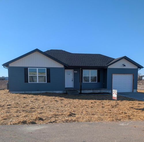 490 Texas Ave, Lebanon, MO, 65536-3448 | Card Image