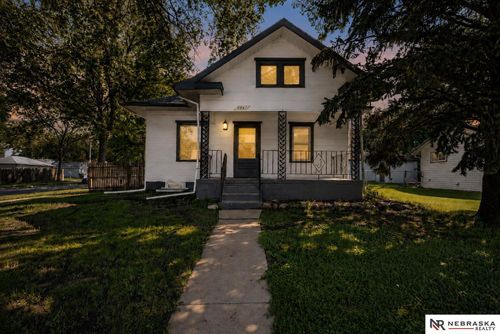6841 Havelock Avenue, Lincoln, NE, 68507 | Card Image