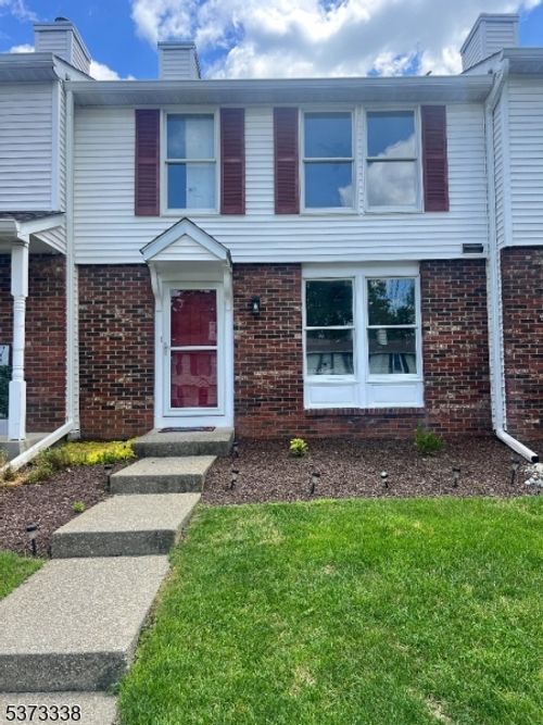 31 Constitution Way, Franklin, NJ, 07416-2149 | Card Image