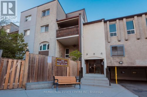 190-1055 Dundas St E, Mississauga, ON, L4Y3X6 | Card Image