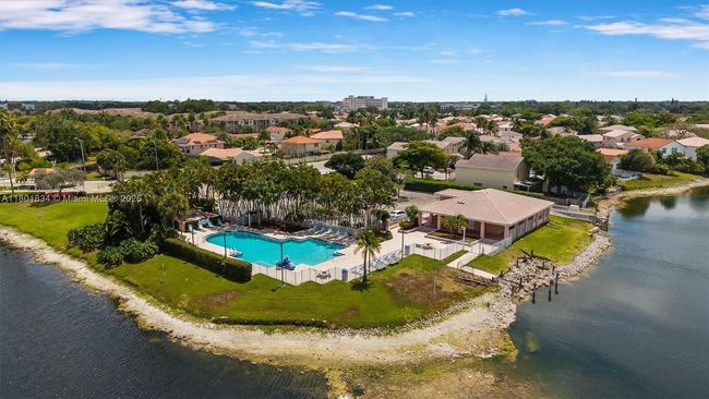 6800 Bayfront Cir, House other with 3 bedrooms, 3 bathrooms and null parking in Margate FL | Image 31