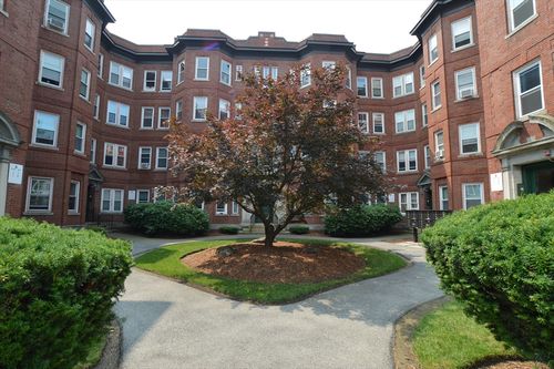 17-15 Lynde St, Salem, MA, 01970-3449 | Card Image