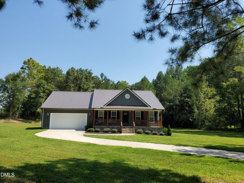 200 Raymond Tharrington Rd, Louisburg, NC, 27549-9687 | Card Image