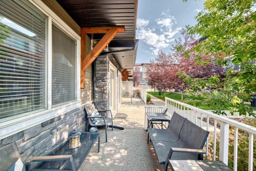 10-111 Rainbow Falls Gate, Chestermere, AB, T1X0Z4 | Card Image