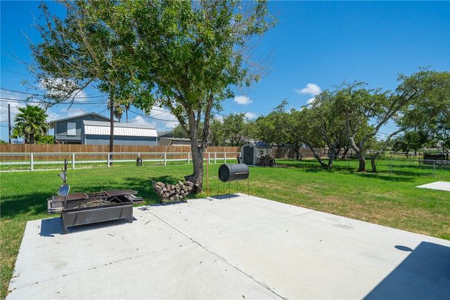 1403 Mccampbell St, House other with 3 bedrooms, 2 bathrooms and 5 parking in Aransas Pass TX | Image 25