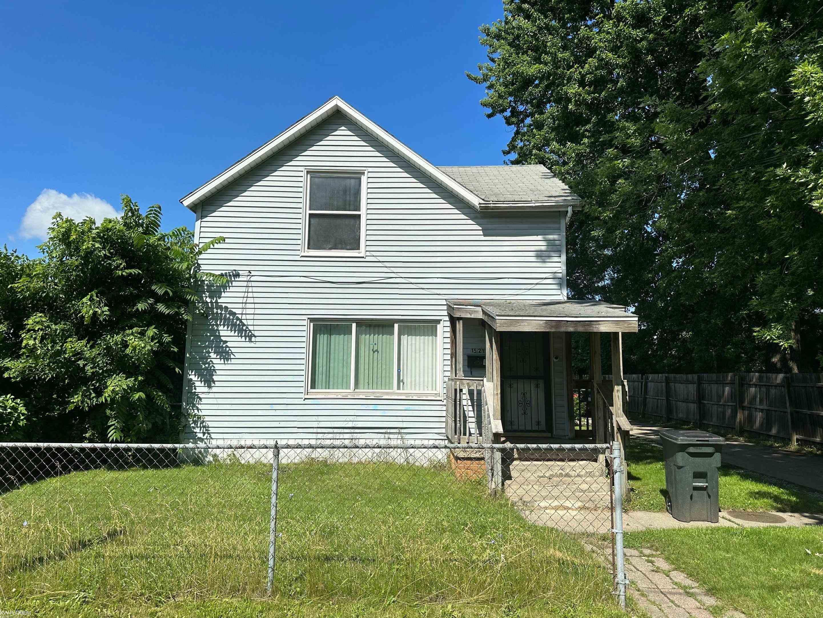 Fenton St, Saginaw, MI 48601