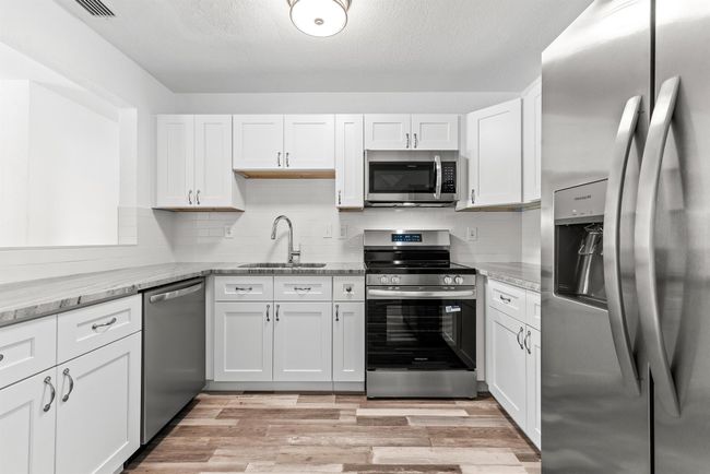 3690 Sw 23 Rd Ct, House other with 3 bedrooms, 2 bathrooms and null parking in Fort Lauderdale FL | Image 13