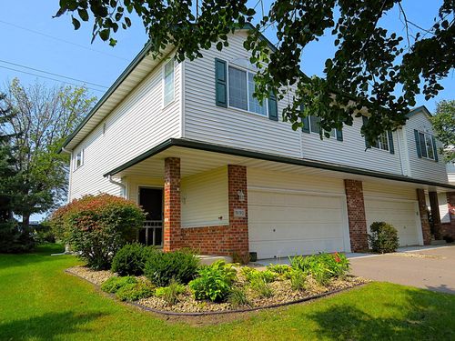 9190 E Point Douglas Ln S, Cottage Grove, MN, 55016-4041 | Card Image