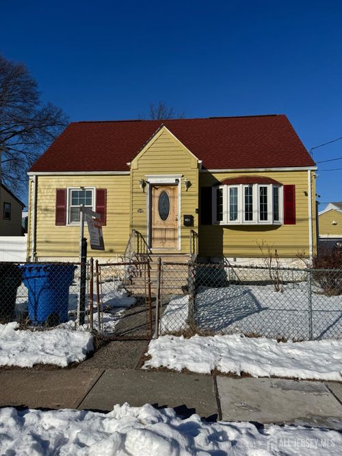 214 Campbell St, Woodbridge, NJ, 07095-2306 | Card Image