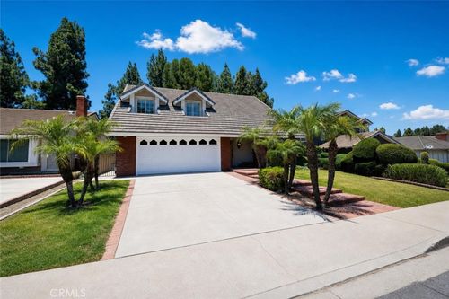15 Knollview Dr, Phillips Ranch, CA, 91766-4928 | Card Image