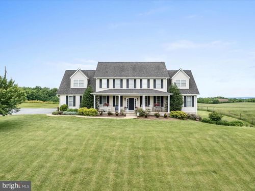 111 Soldiers Ln, Berryville, VA, 22611-2169 | Card Image