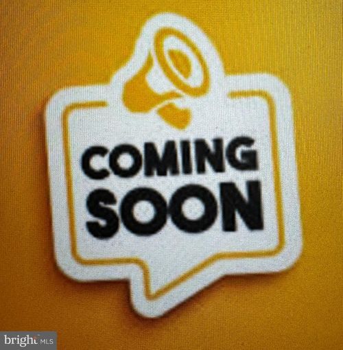 10205 Old Hunt Rd, VIENNA, VA, 22181-2948 | Card Image