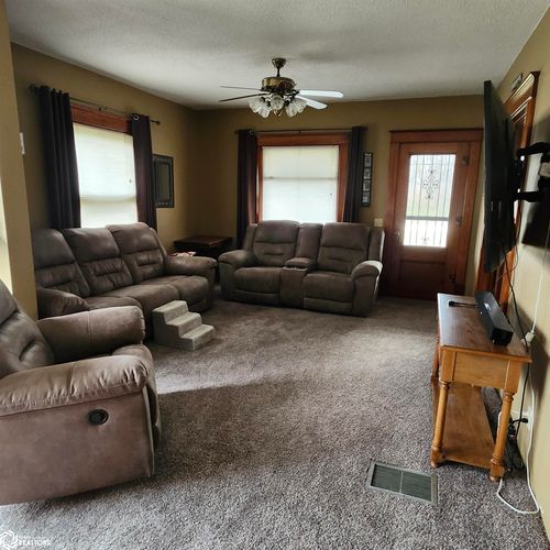 1574 Lincoln Ave, Humboldt, IA, 50548 | Card Image