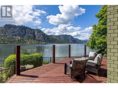 3104 Vaseux Lake Cres, Oliver, BC, V0H1R2 | Card Image