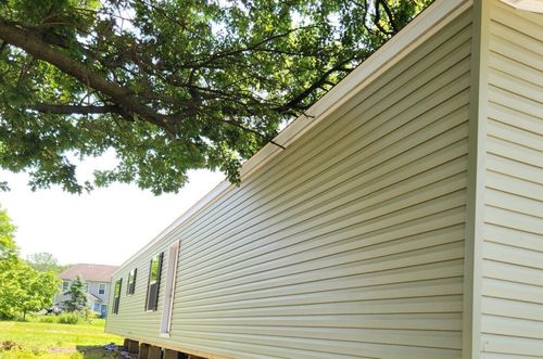 5118 Holly Rd, Mount Pleasant, PA, 15666-2458 | Card Image
