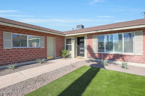 8426 E Plaza Ave, Scottsdale, AZ, 85250-6705 | Card Image