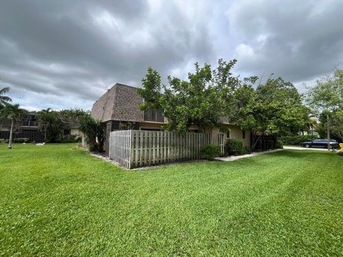 4803 Waterview Cir, Palm Springs, FL, 33461-6421 | Card Image