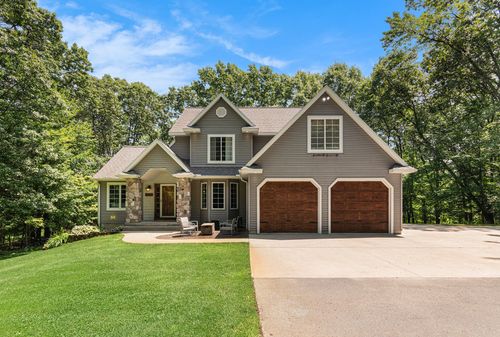 9500 Annie Ln, Newaygo, MI, 49337 | Card Image