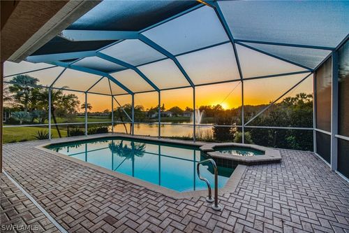 43 Glen Eagle Cir, NAPLES, FL, 34104-5712 | Card Image