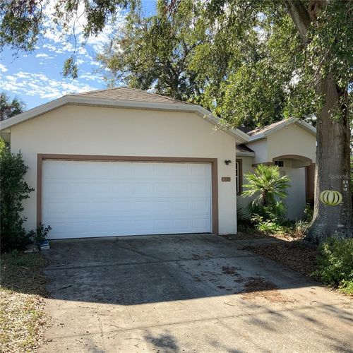 326 Bluff Pass Drive, EUSTIS, FL, 32726 | Card Image