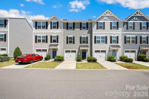 2051 Langer St, Charlotte, NC, 28214-3036 | Card Image