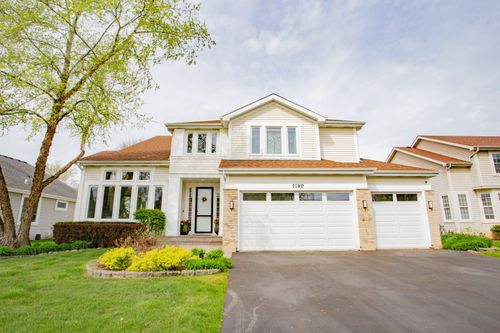 2189 Avalon Dr, Buffalo Grove, IL, 60089-4684 | Card Image