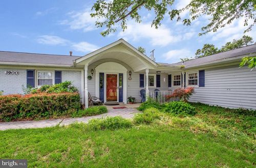 3900 Chapel Forge Dr, BOWIE, MD, 20715-1309 | Card Image