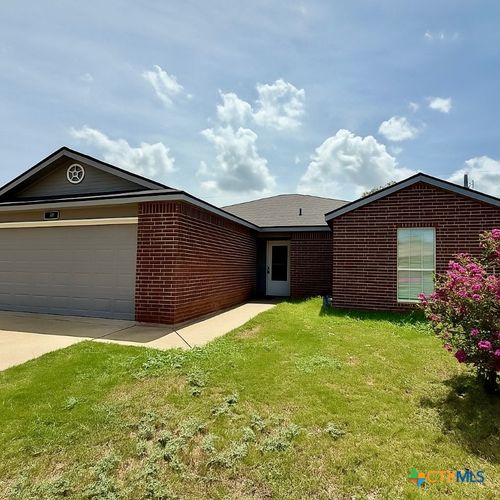 1005 E Avenue S, Belton, TX, 76513-4520 | Card Image