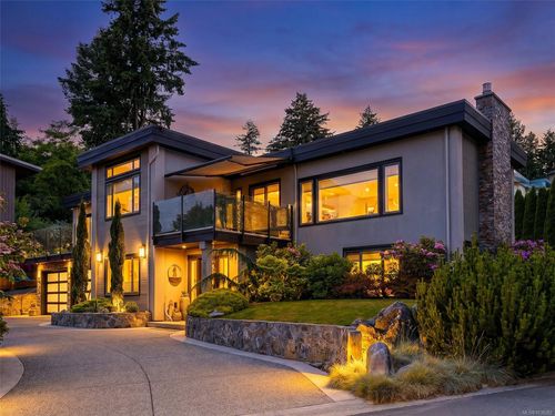 2491 Cadboro Heights Lane, Victoria, BC, V8N0B2 | Card Image