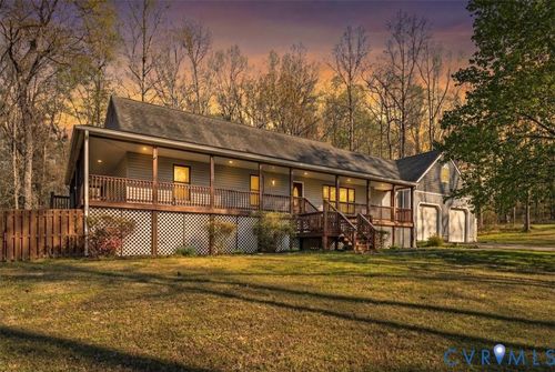 7040 Old Roxbury Rd, Quinton, VA, 23141-1401 | Card Image