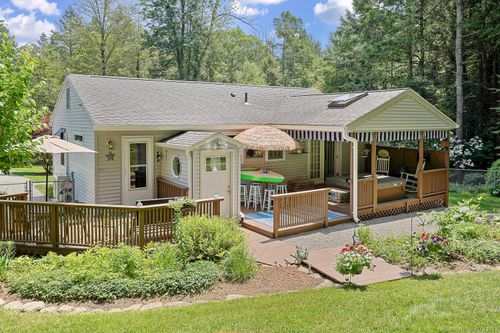 47 Little Bungee Hill Rd, Woodstock Valley, CT, 06282-2601 | Card Image