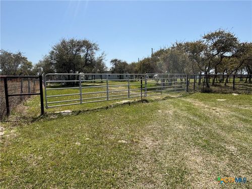 171 Deer Meadows Ln, Seadrift, TX, 77983-4134 | Card Image