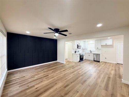 7224 Lakewood Drive, Houston, TX, 77016 | Card Image