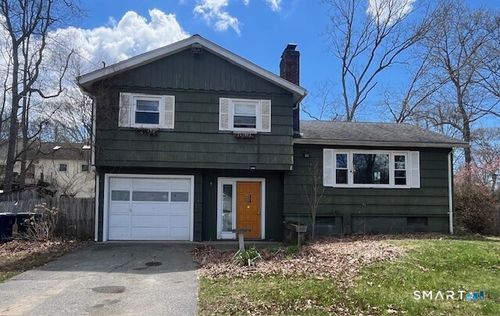 29 Moss Point Trl, Old Lyme, CT, 06371-1217 | Card Image