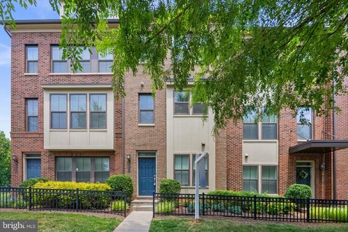 4602 Woodberry St, RIVERDALE, MD, 20737-1066 | Card Image