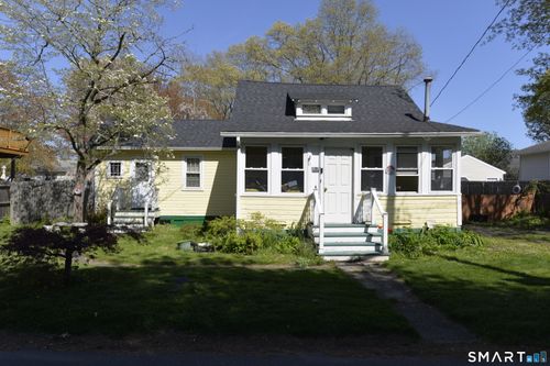 75 Palmetto Trl, East Haven, CT, 06512-4631 | Card Image