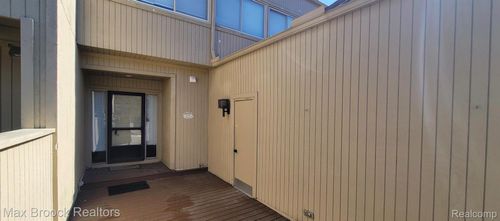 7416 Azalea Court Court, West Bloomfield Charter Township, MI, 48322 | Card Image