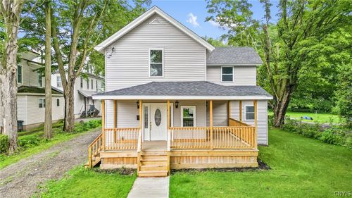 16 Park St, Cortland, NY, 13045-3212 | Card Image