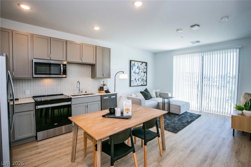 209-4480 Meadows Lane, Las Vegas, NV, 89107 | Card Image