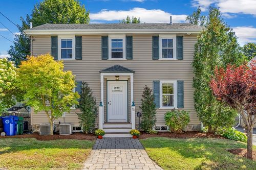 15 Edinboro Ter, Newton, MA, 02460-1303 | Card Image