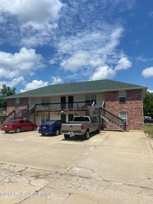 138 Hayes Rd, Holts Summit, MO, 65043-1641 | Card Image