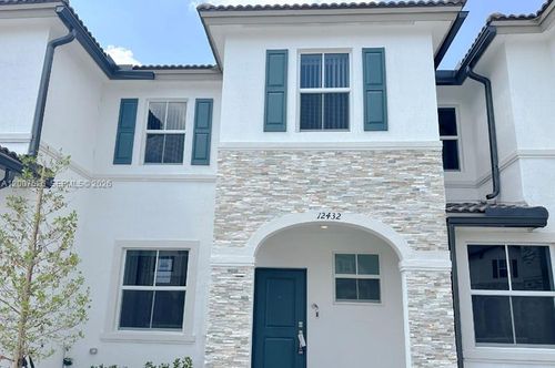 12428 Nw 23rd Ct, Miami, FL, 33167-1569 | Card Image