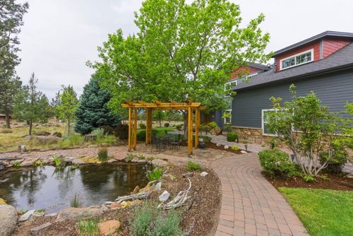 17584 Mountain View Road, Sisters, OR, 97759 | Card Image