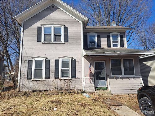 6 Grove St, Baldwinsville, NY, 13027-2939 | Card Image