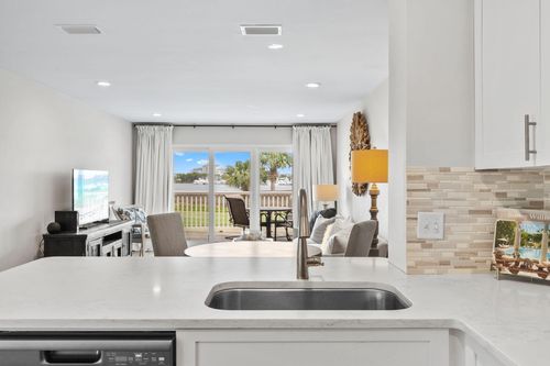 821-821 Harbour Point Dr, Miramar Beach, FL, 32550-4516 | Card Image