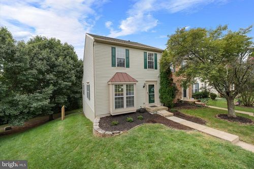 43297 Chokeberry Sq, ASHBURN, VA, 20147-4497 | Card Image